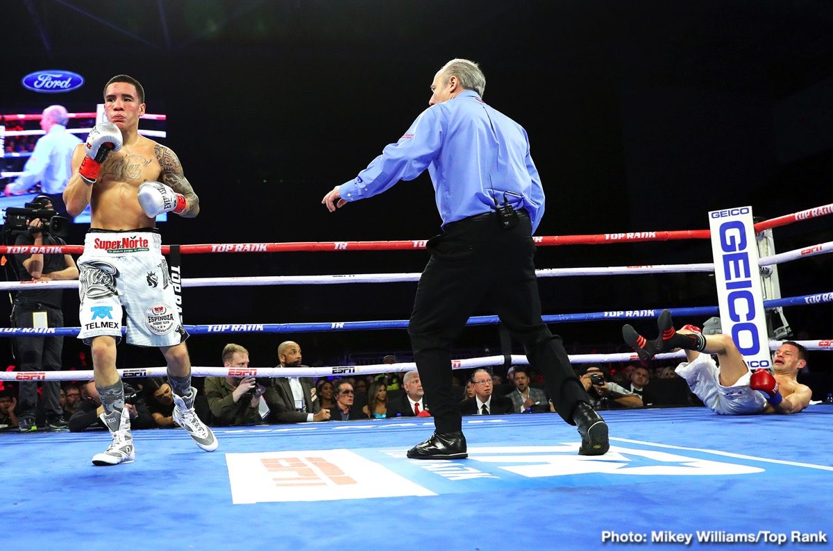 0-Oscar_Valdez_vs_Carmine_Tommasone_knockdown1