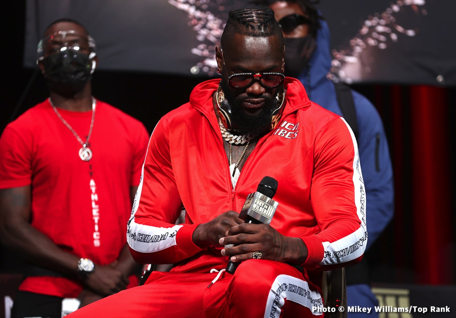 Deontay Wilder warns Tyson Fury about cheating