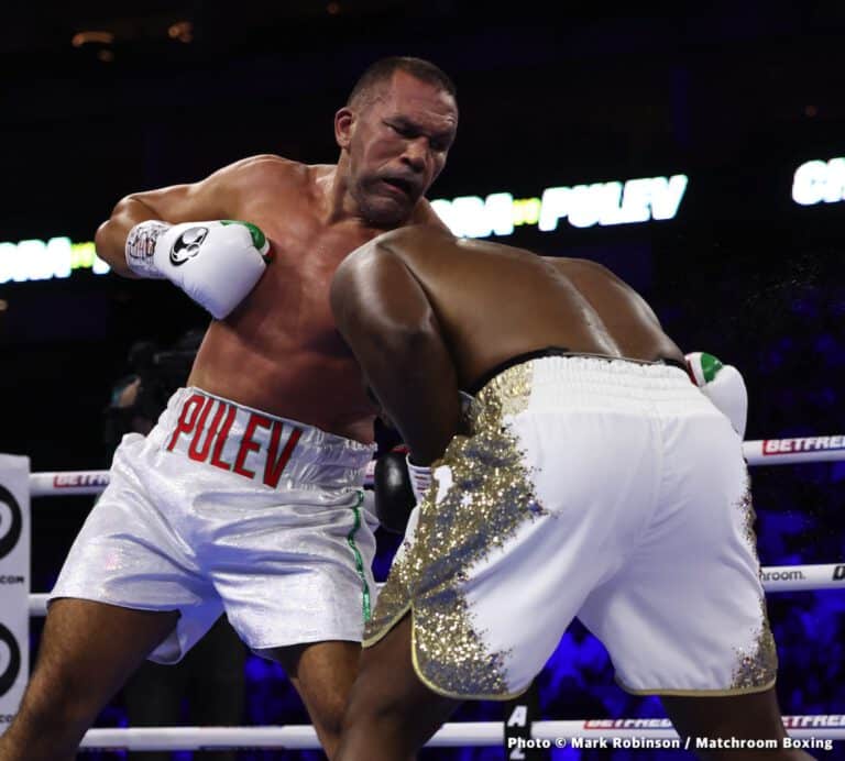 Mahmoud Charr - Kubrat Pulev Fight Back On, Set For December 7 In Bulgaria