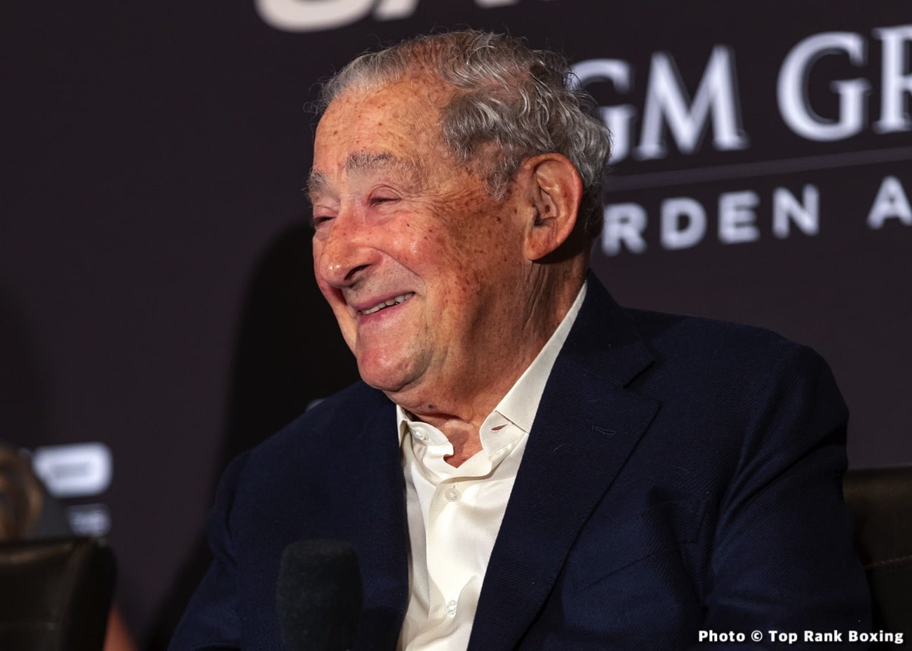 Bob Arum Says Terence Crawford Would Have Beaten Floyd Mayweather