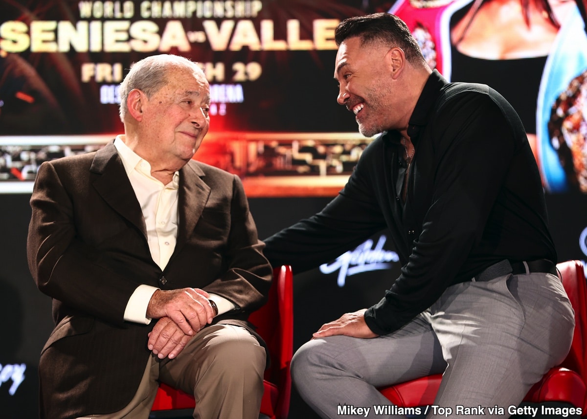 De La Hoya Throws It Down To Bob Arum - “Golden Boy Vs. Top Rank In Vegas Is Huge!”