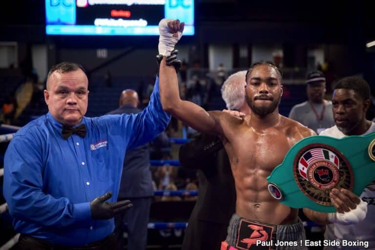 Photo Recap: Don’t Blink! Jordan White short circuits former world title challenger, Oquendo, in one round — Foster, Kambosos, Roach Jr., More!