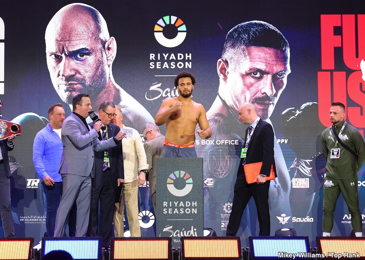 The Official Weights Are In: Tyson Fury 262 Pounds, Oleksandr Usyk 233.5 Pounds