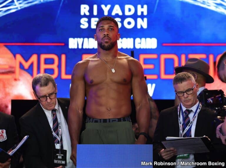 Hearn: Joshua vs. Fury 'Must be Delivered' to British Public in 2025