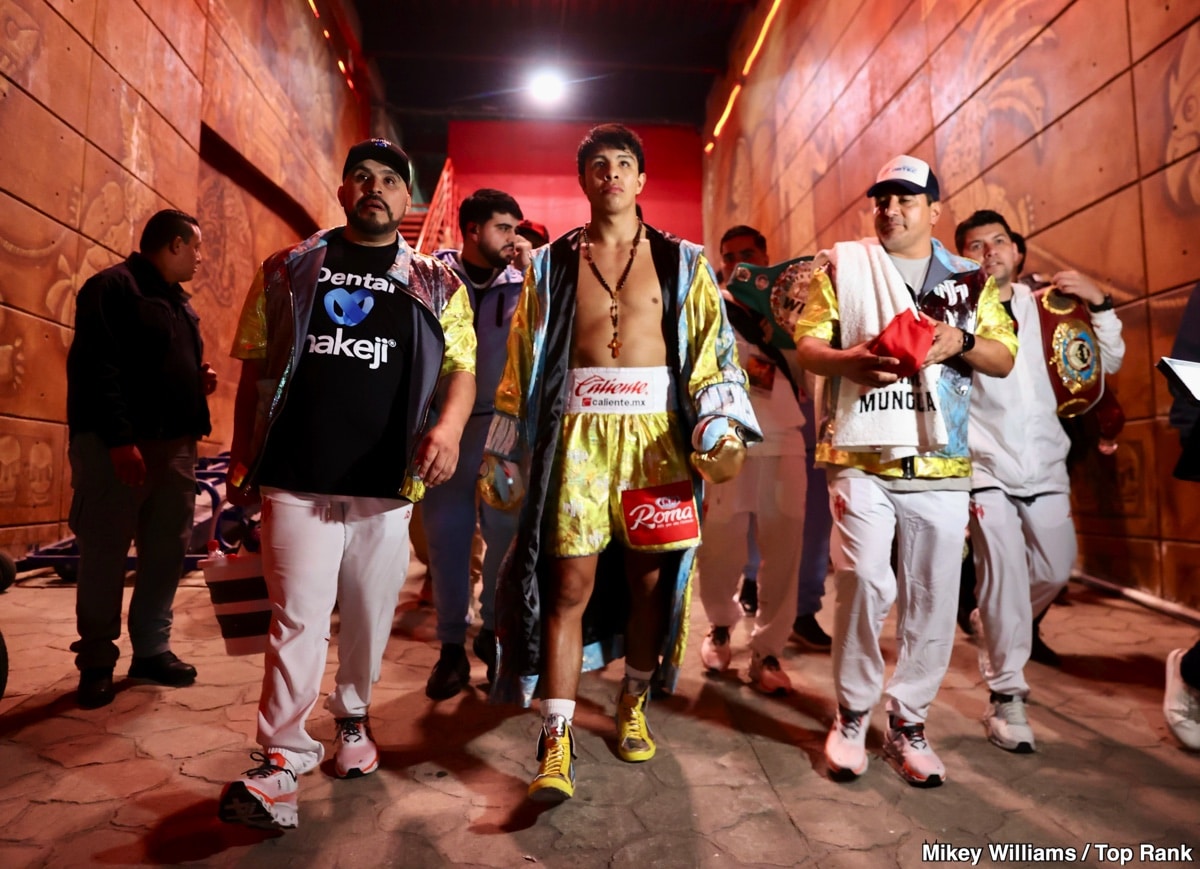 Boxing Tonight: Munguia vs. Surace - Live Results