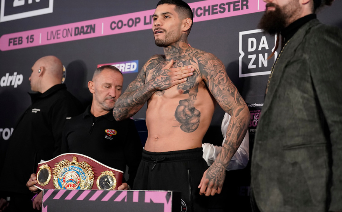 DAZN Official Weights: Catterall vs. Barboza Jr. - For Saturday in Manchester